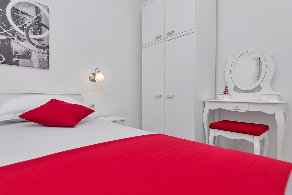Apartments Smiljka Makarska Eksteriør bilde